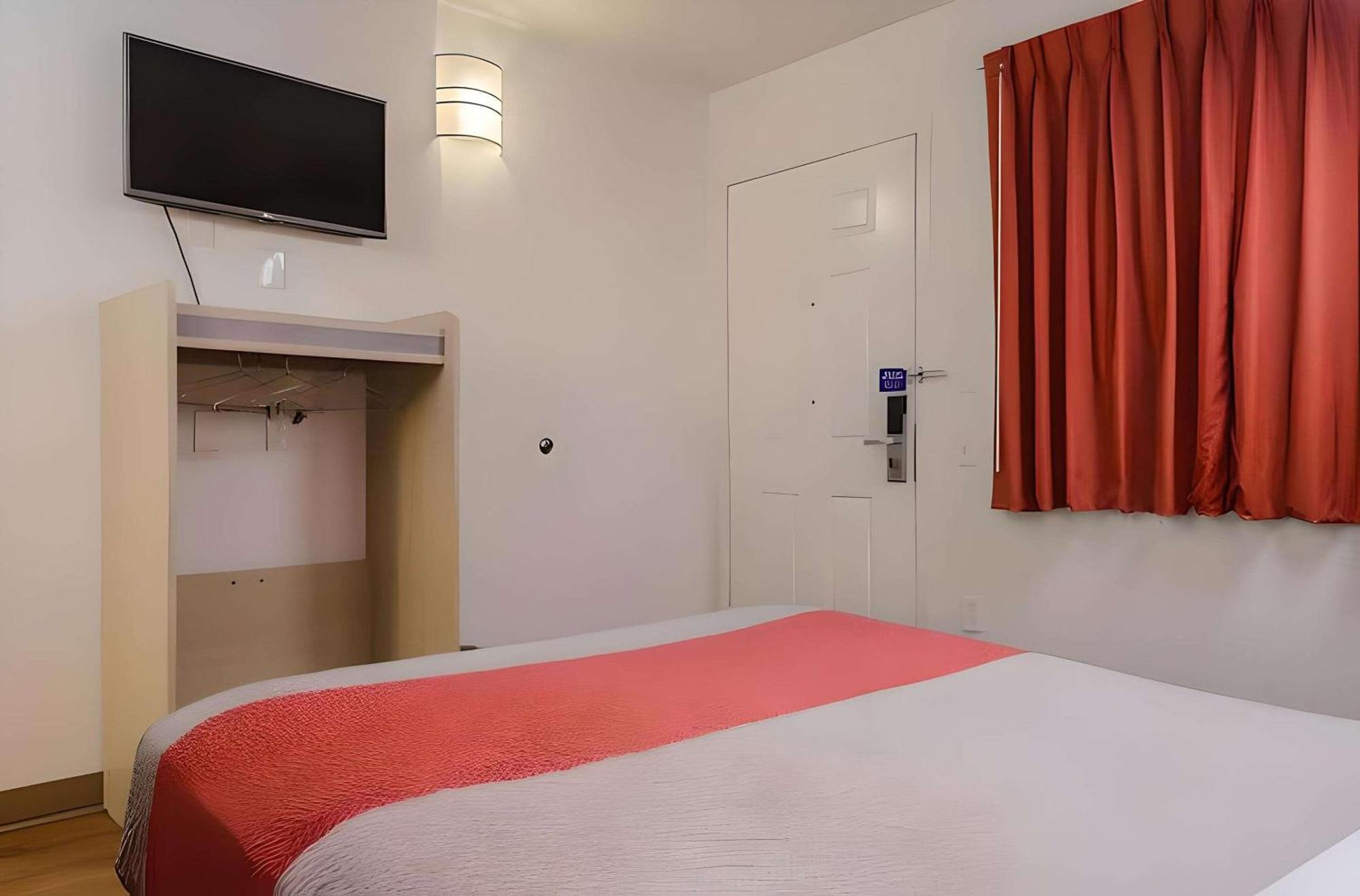 Park Inn By Radisson, Turlock Exterior photo