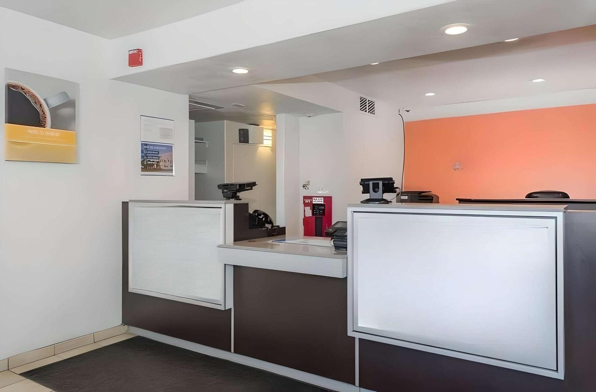 Park Inn By Radisson, Turlock Exterior photo
